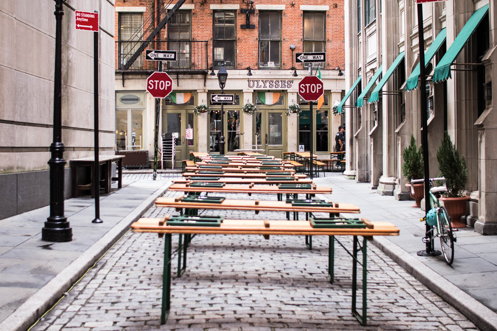 A Trip Down Stone Street Food, Architecture, History in NYC 911